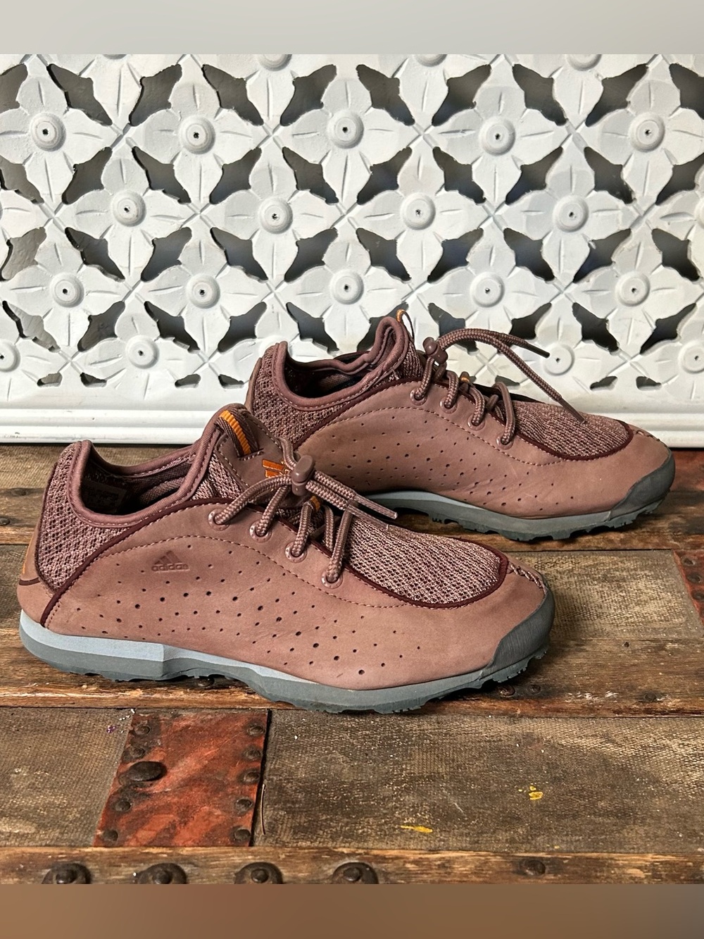 Adidas Lightweight Outdoor Trail Walking Shoes Womens 7 Mauve Brown